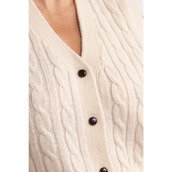 Vintage White Cable Knit Vest - Picture 2 of 4